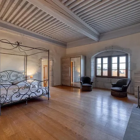 Le Domaine Du Chateau